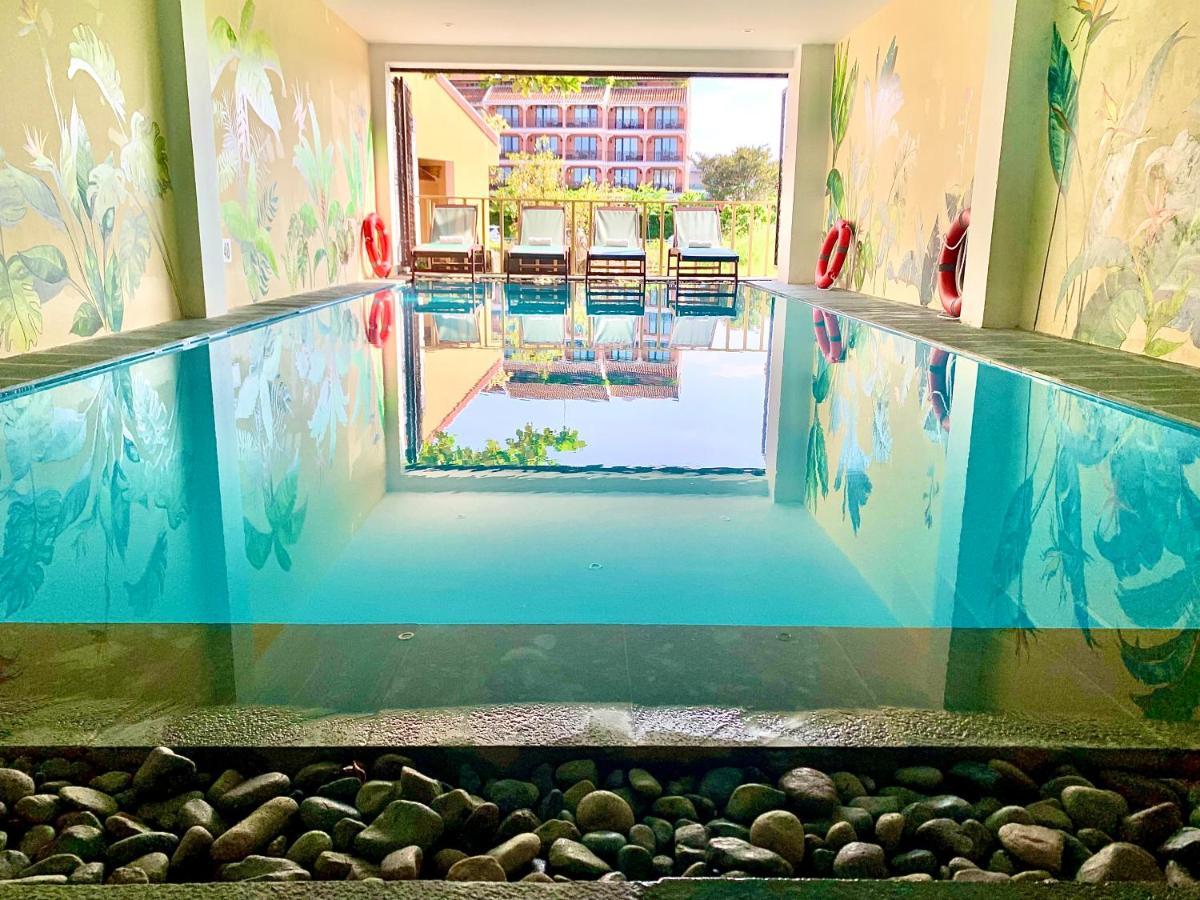 Khách sạn De Vivre - Aman Boutique 4*